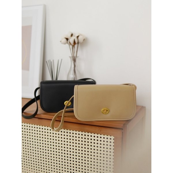 AMOUR SHOULDER BAG